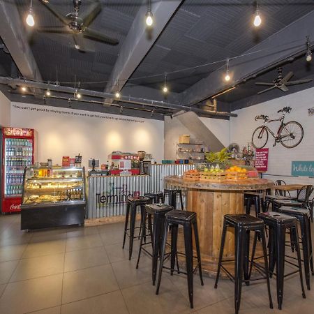 White Loft Hotel Malacca Екстериор снимка