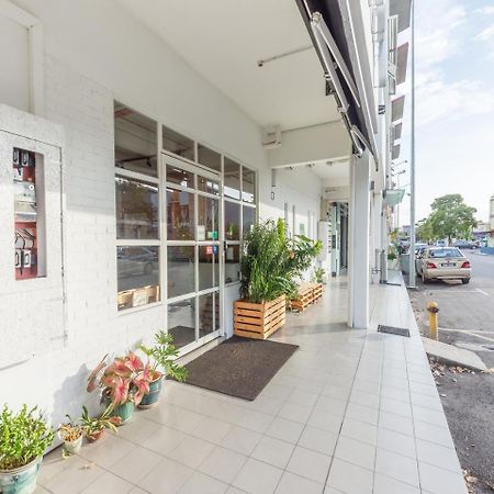 White Loft Hotel Malacca Екстериор снимка