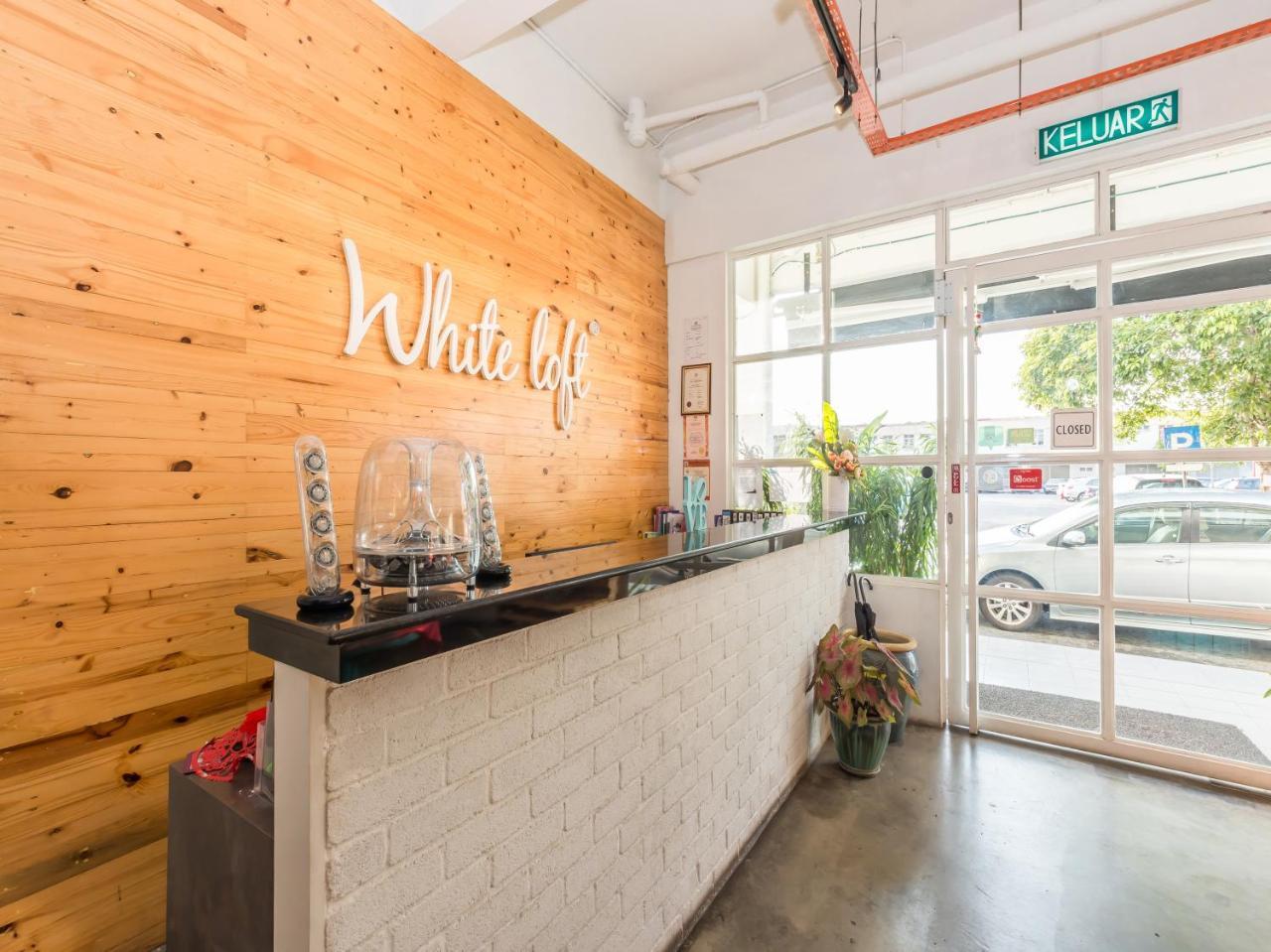 White Loft Hotel Malacca Екстериор снимка