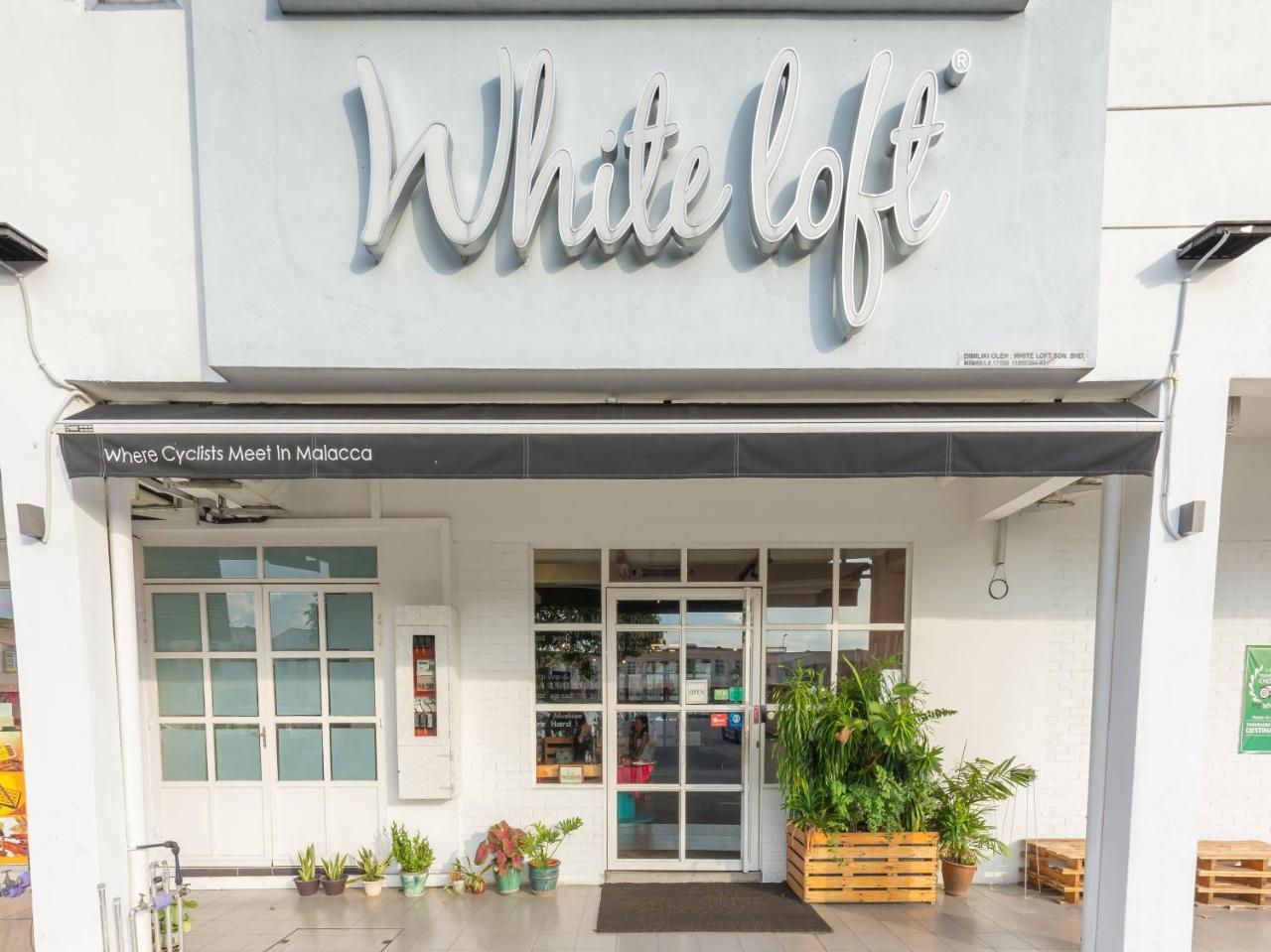 White Loft Hotel Malacca Екстериор снимка