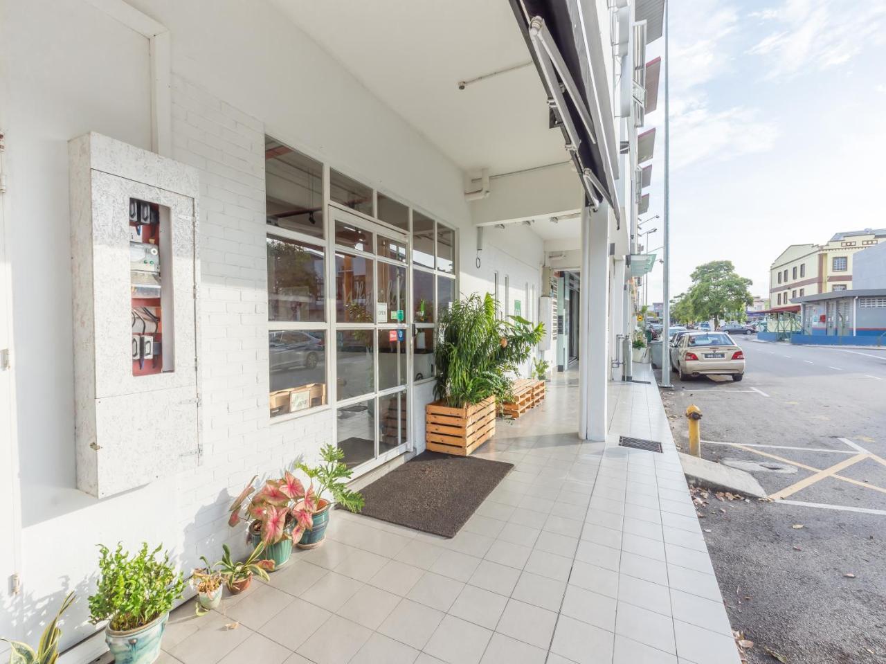 White Loft Hotel Malacca Екстериор снимка
