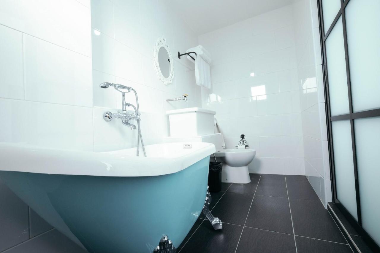 White Loft Hotel Malacca Стая снимка